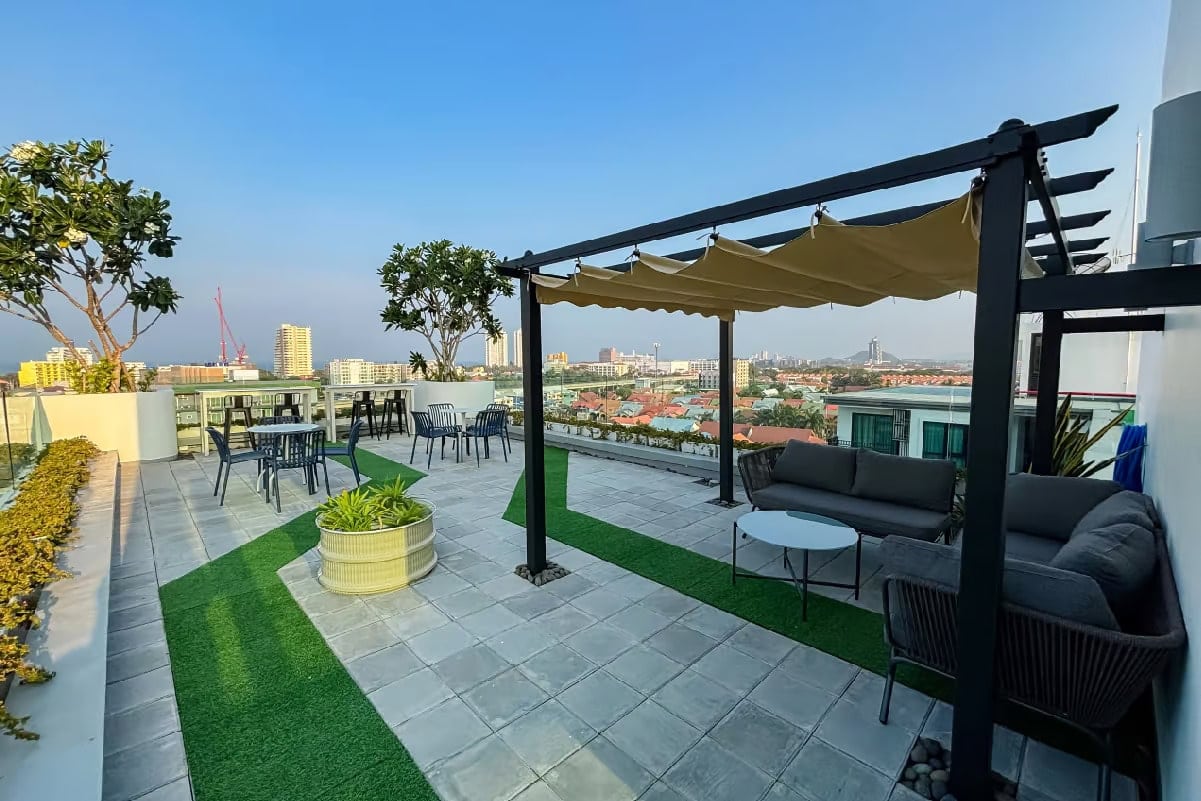 Enjoy a new condo in the seaside town of Hua Hin